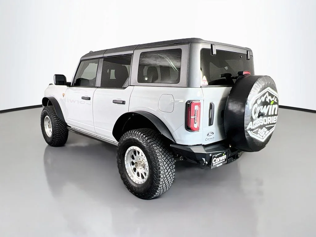 New 2026 Avalanche Ford Badlands image 11