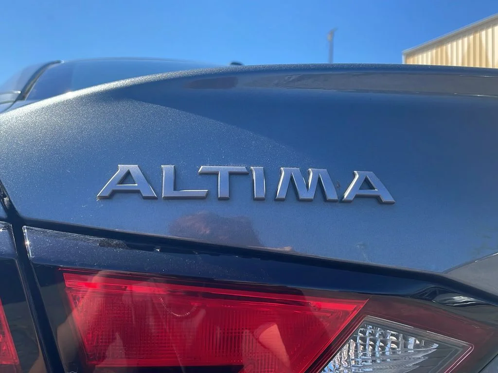 2025 Nissan Altima SV - Photo 27