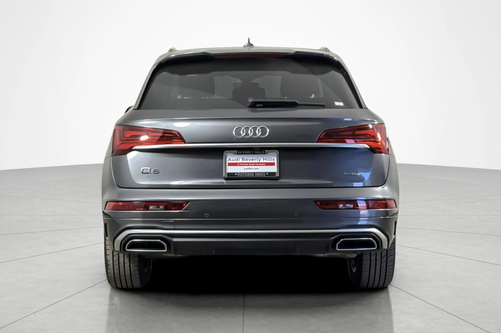 Used 2023 Daytona Gray Pearl Effect Audi S line Premium Plus 45 TFSI quattro image 4