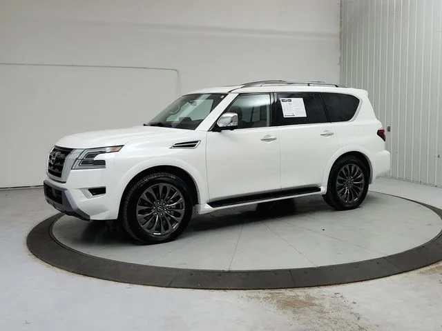 Used 2024 White Nissan Platinum image 4