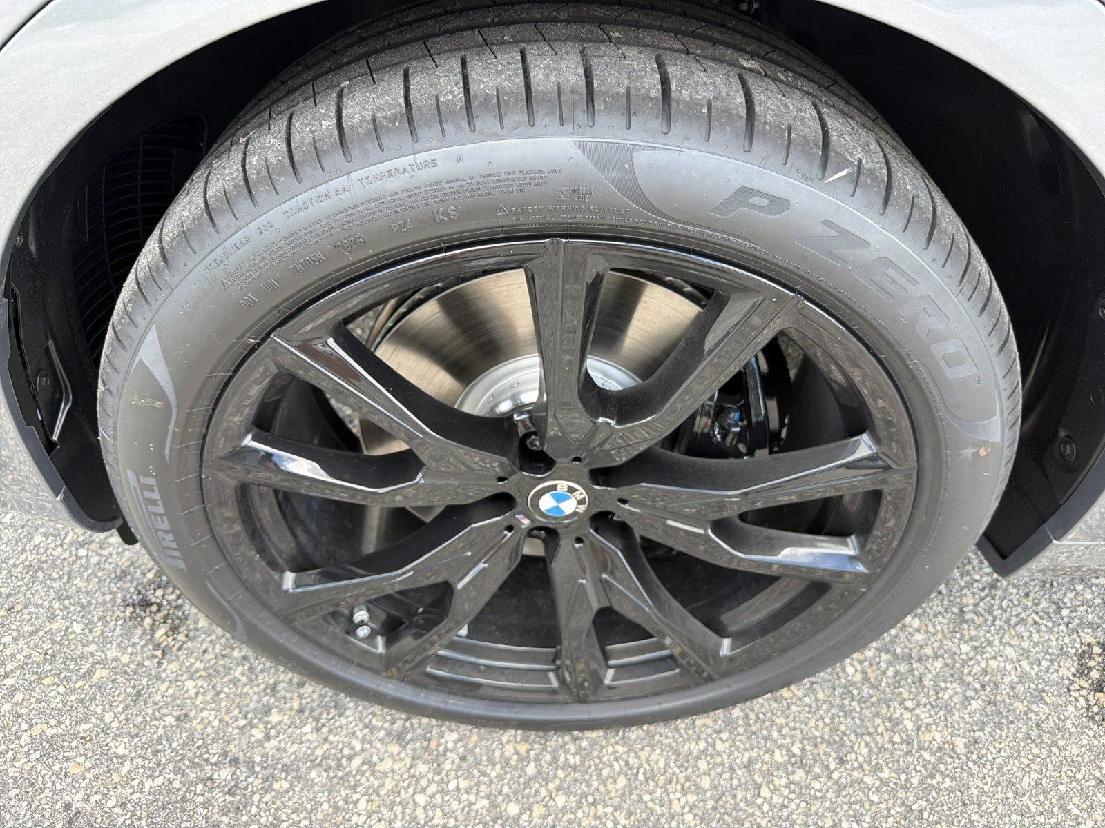 New 2027 Skyscraper Grey Metallic BMW xDrive40i image 10