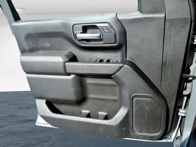 Used 2023 Gray Chevrolet Custom image 28