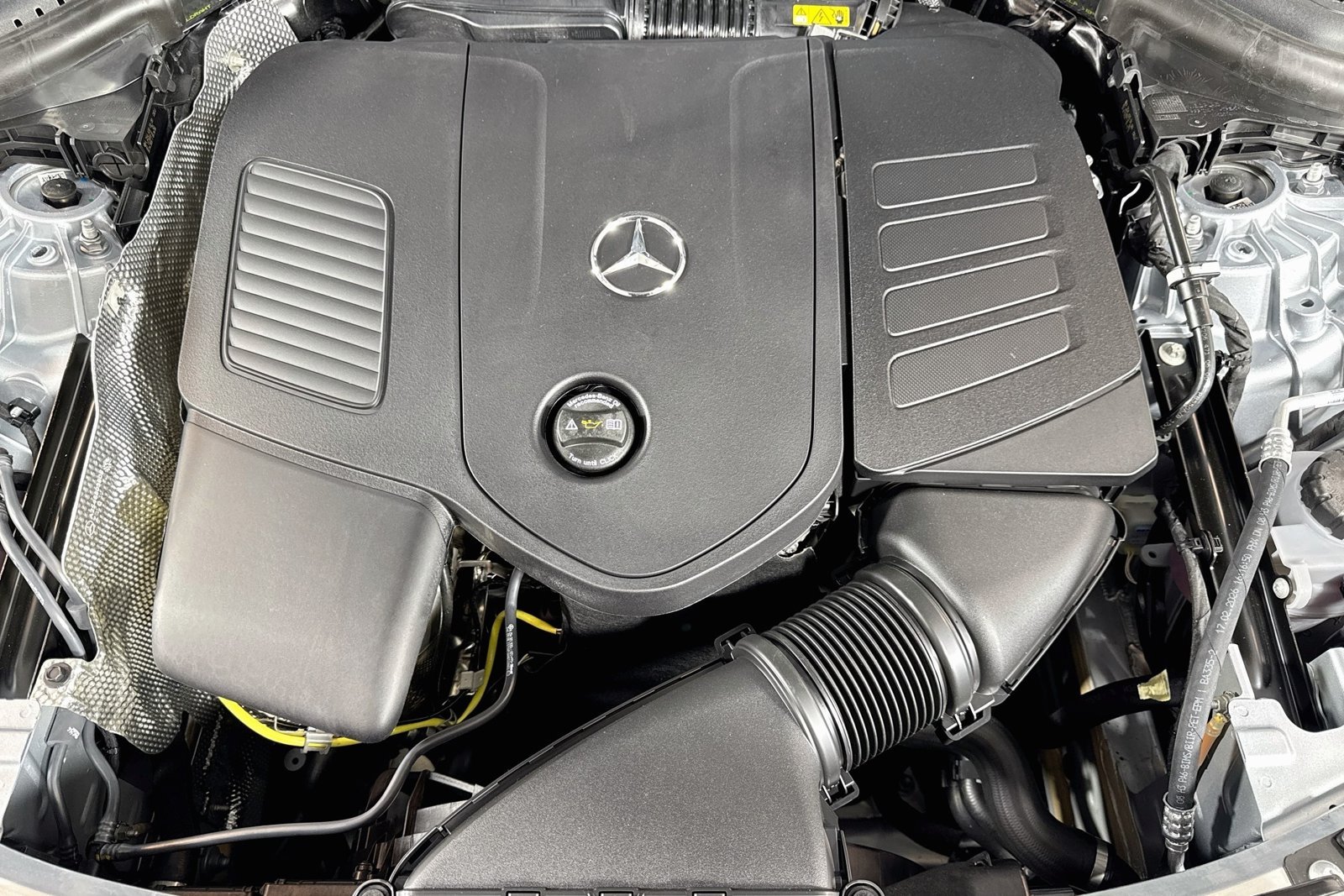 New 2026 Cirrus Silver Metallic Mercedes-Benz GLC 300 image 28