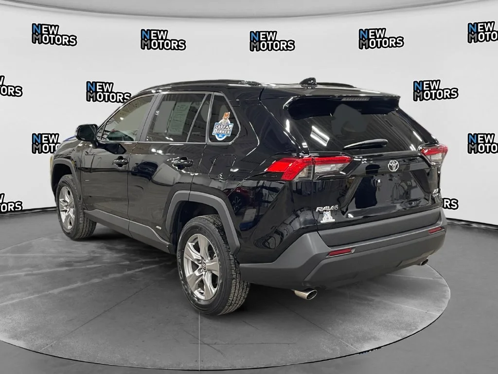 Used 2025 Midnight Black Metallic Toyota XLE image 3