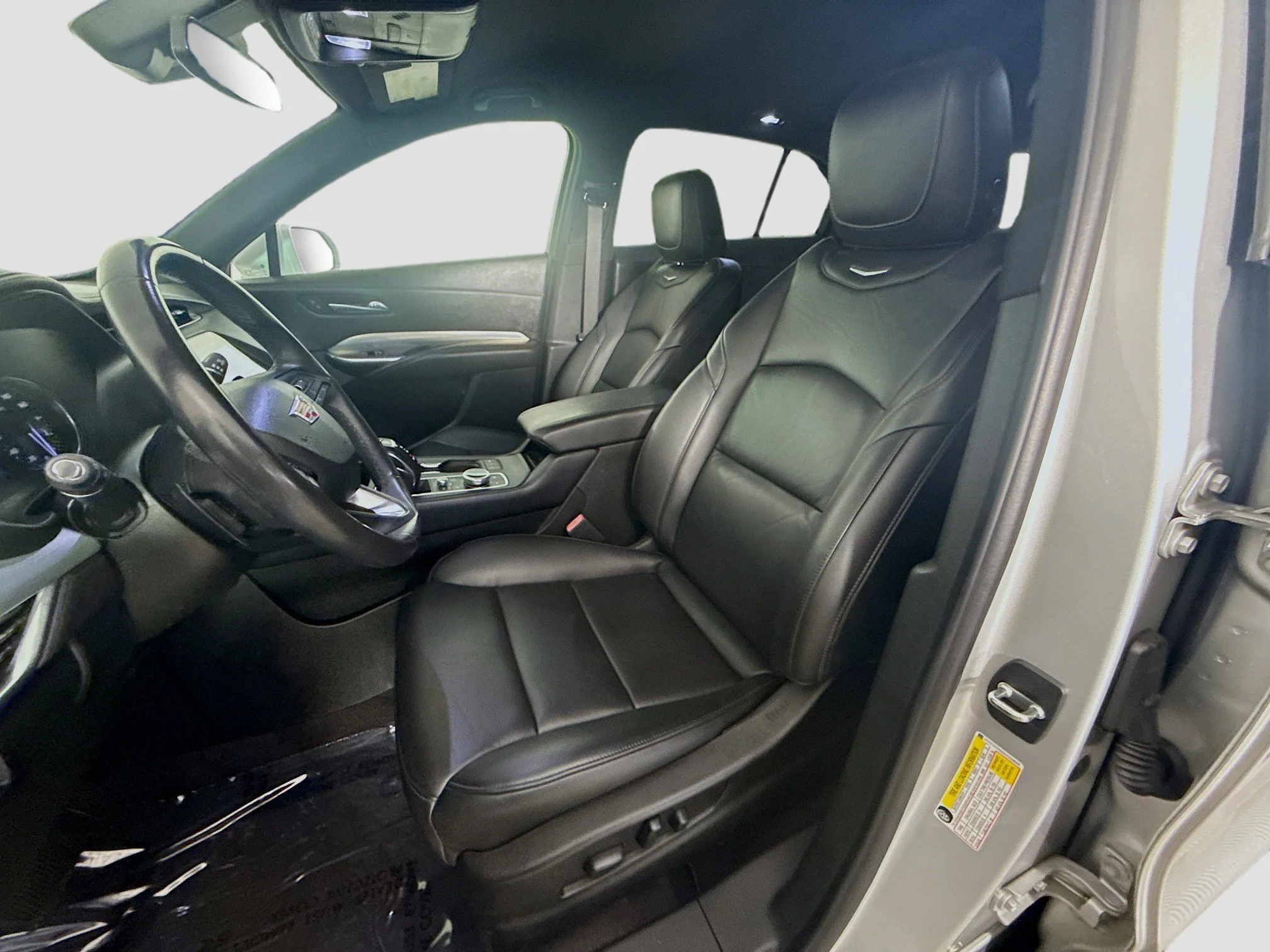 Used 2019 Radiant Silver Metallic Cadillac FWD Premium Luxury image 18