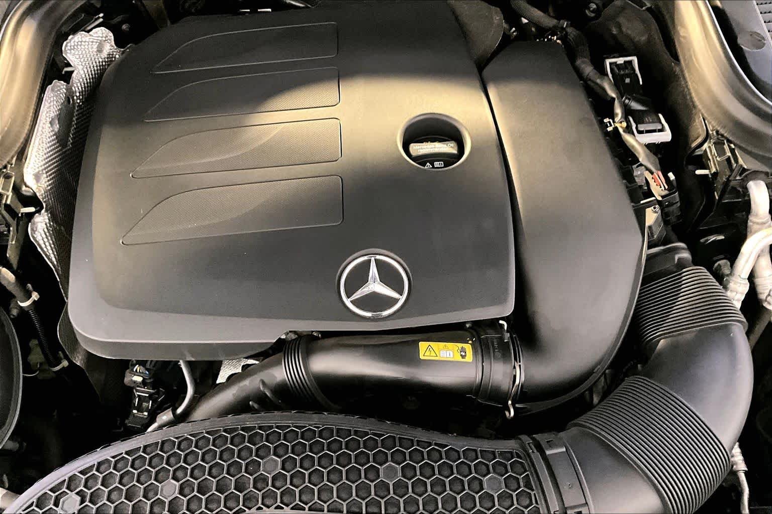 Used 2020 Black Mercedes-Benz GLC 300 image 31