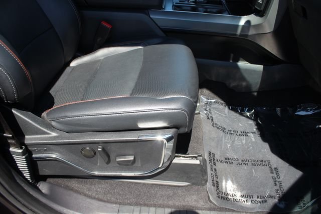 Used 2023 Black Ford Lariat image 33
