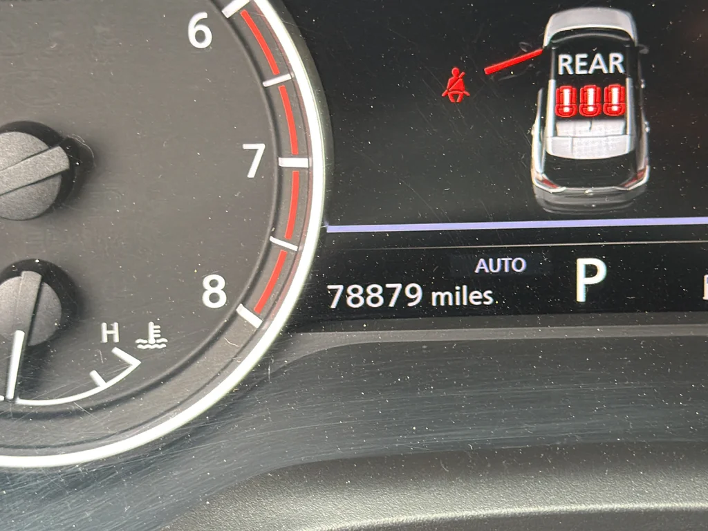 Used 2023 Gray Nissan SL image 12