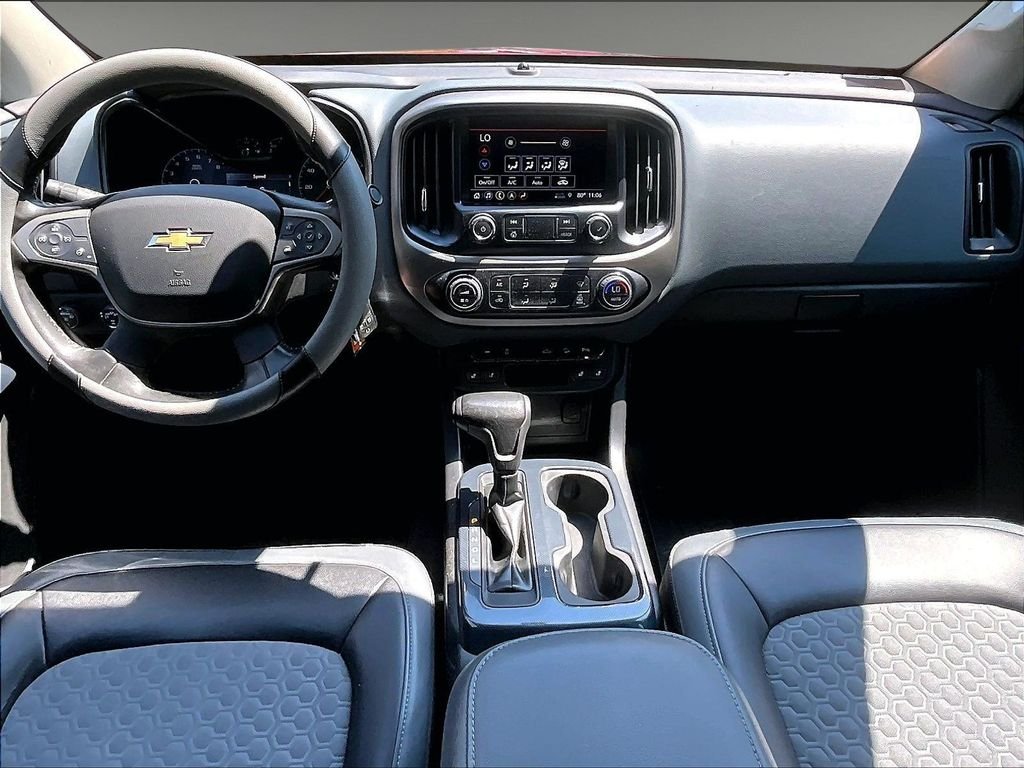 Used 2020 Red Chevrolet Z71 image 17