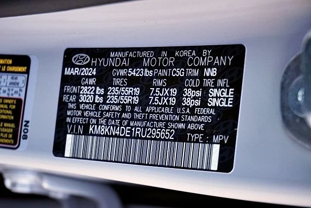 Used 2024 Gray Hyundai SEL image 32