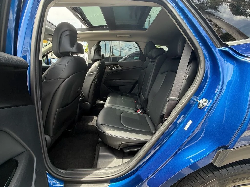 Used 2025 Blue Kia EX image 11
