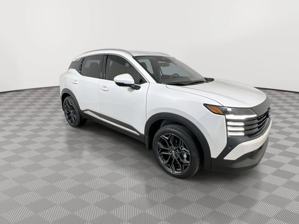 2025 Nissan Kicks SR AWD - Photo 2