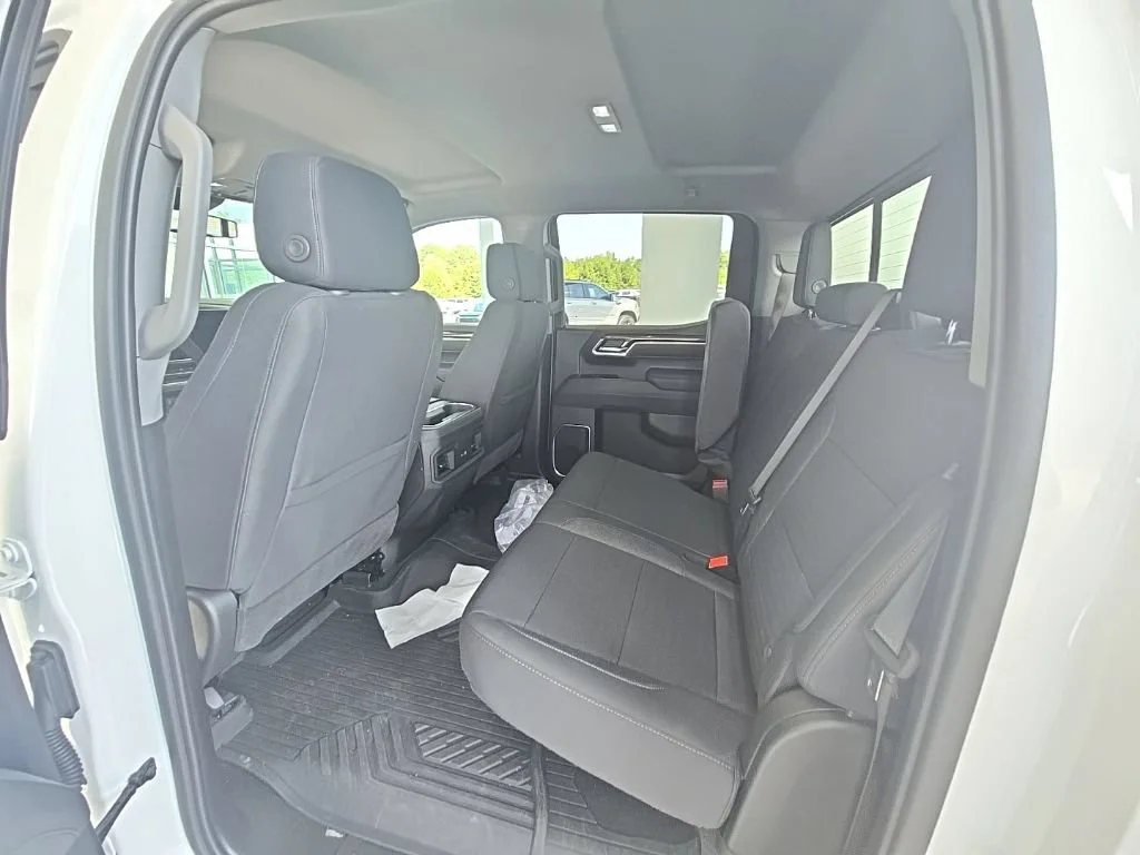 Used 2026 Summit White Chevrolet RST image 4