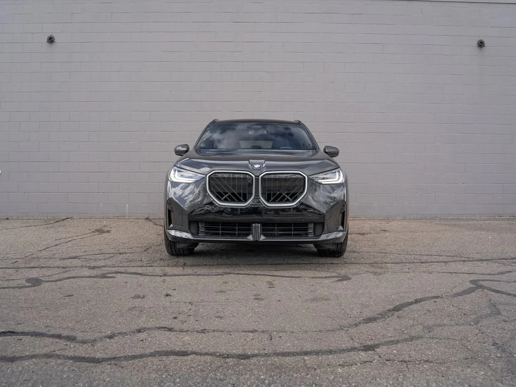 Used 2025 Gray BMW 30 xDrive image 9
