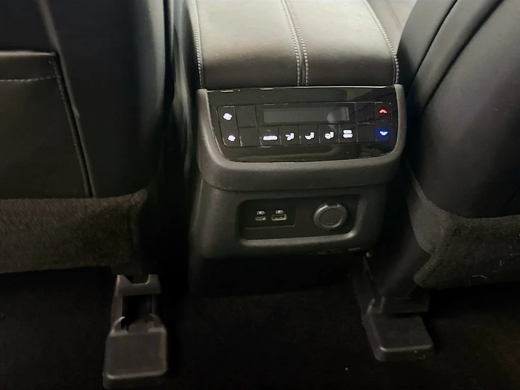 Certified Used 2023 Red INFINITI LUXE image 32