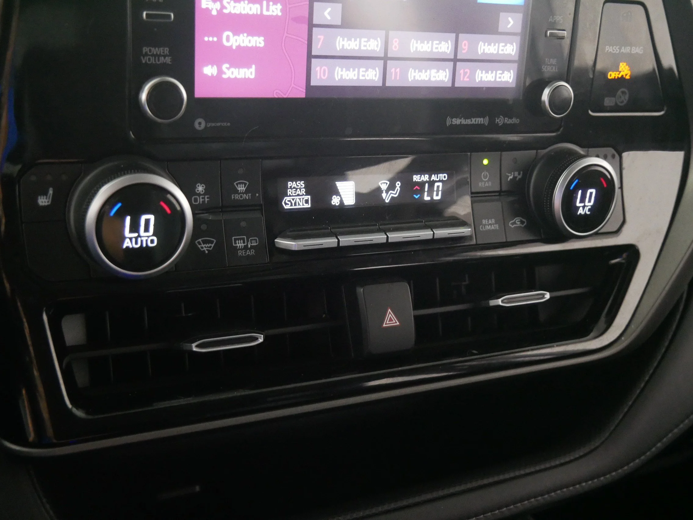 Used 2020 Opulent Amber Toyota XLE image 23