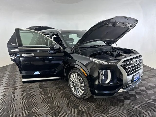 Used 2020 Black Hyundai Limited image 15