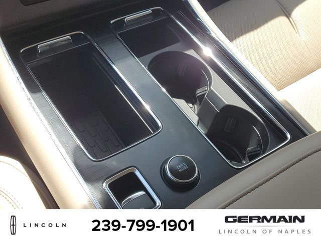 Used 2022 Red Lincoln Reserve image 34
