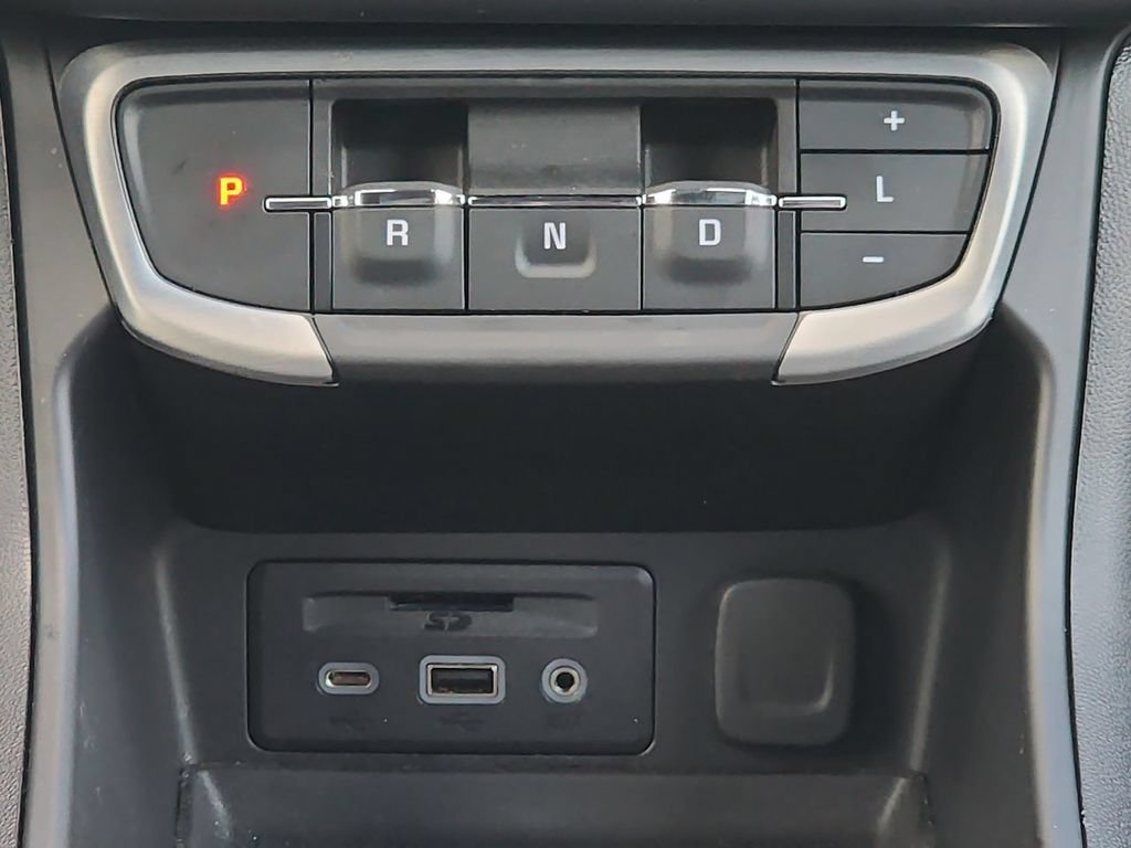 Used 2023 Sterling Metallic GMC SLT image 18