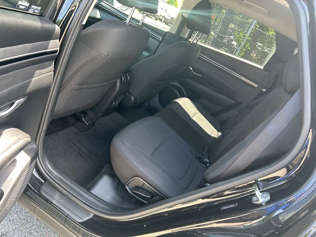 Used 2022 Black Hyundai SEL image 26