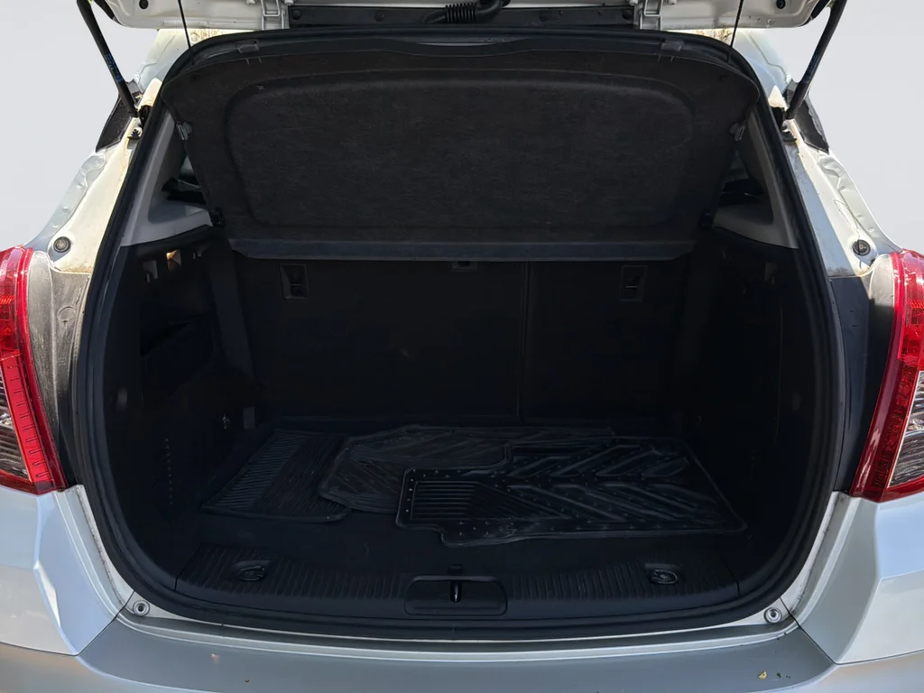 Used 2015 White Buick Premium image 19