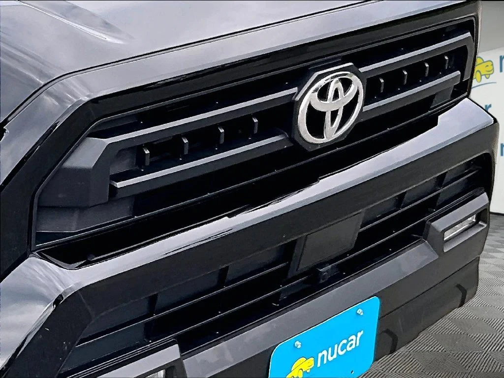 Used 2025 Black Toyota SR5 image 32