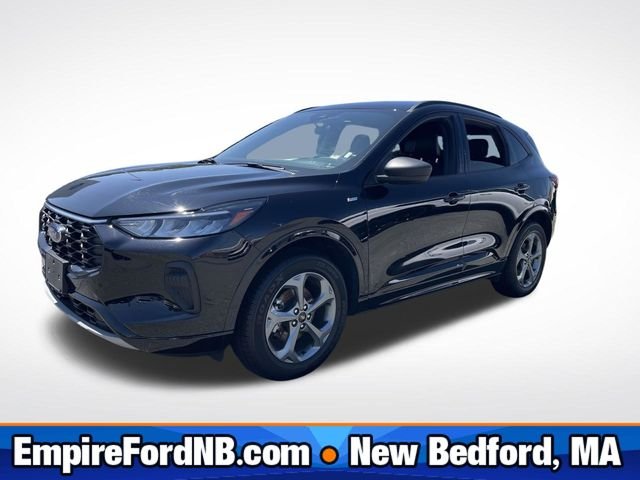 Used 2025 Black Metallic Ford ST-Line Select image 1