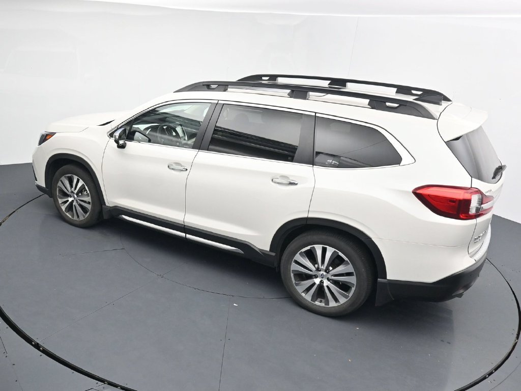 Used 2022 White Subaru Touring image 13