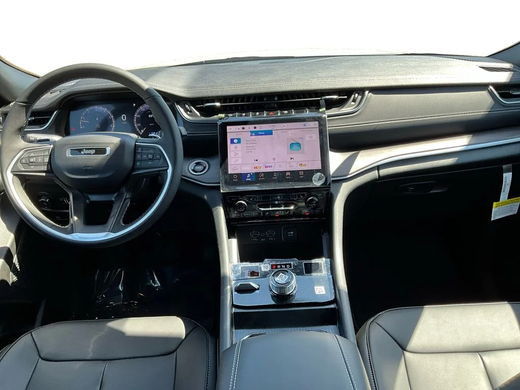 2025 Jeep Grand Cherokee Limited - Photo 14