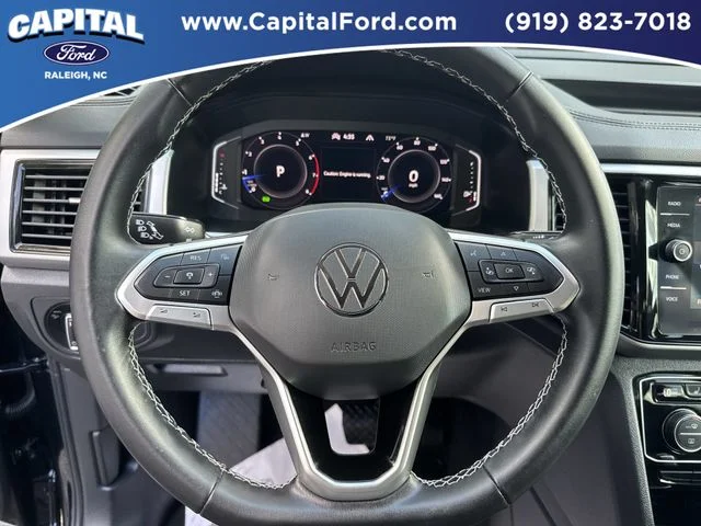 Used 2023  Volkswagen 3.6L V6 SE w/Technology image 24