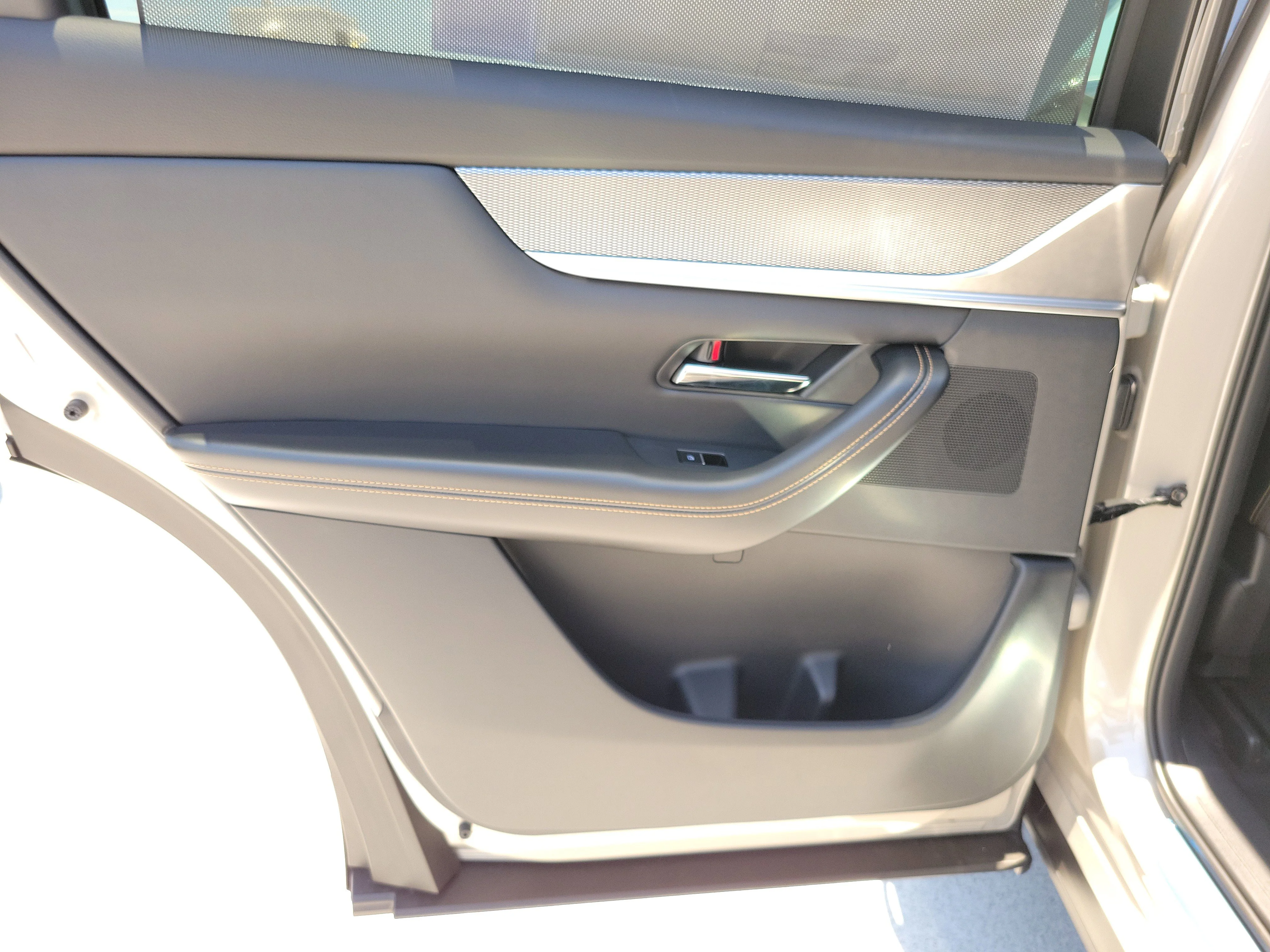 New 2026 Platinum Quartz Metallic Mazda Premium Plus AWD image 8