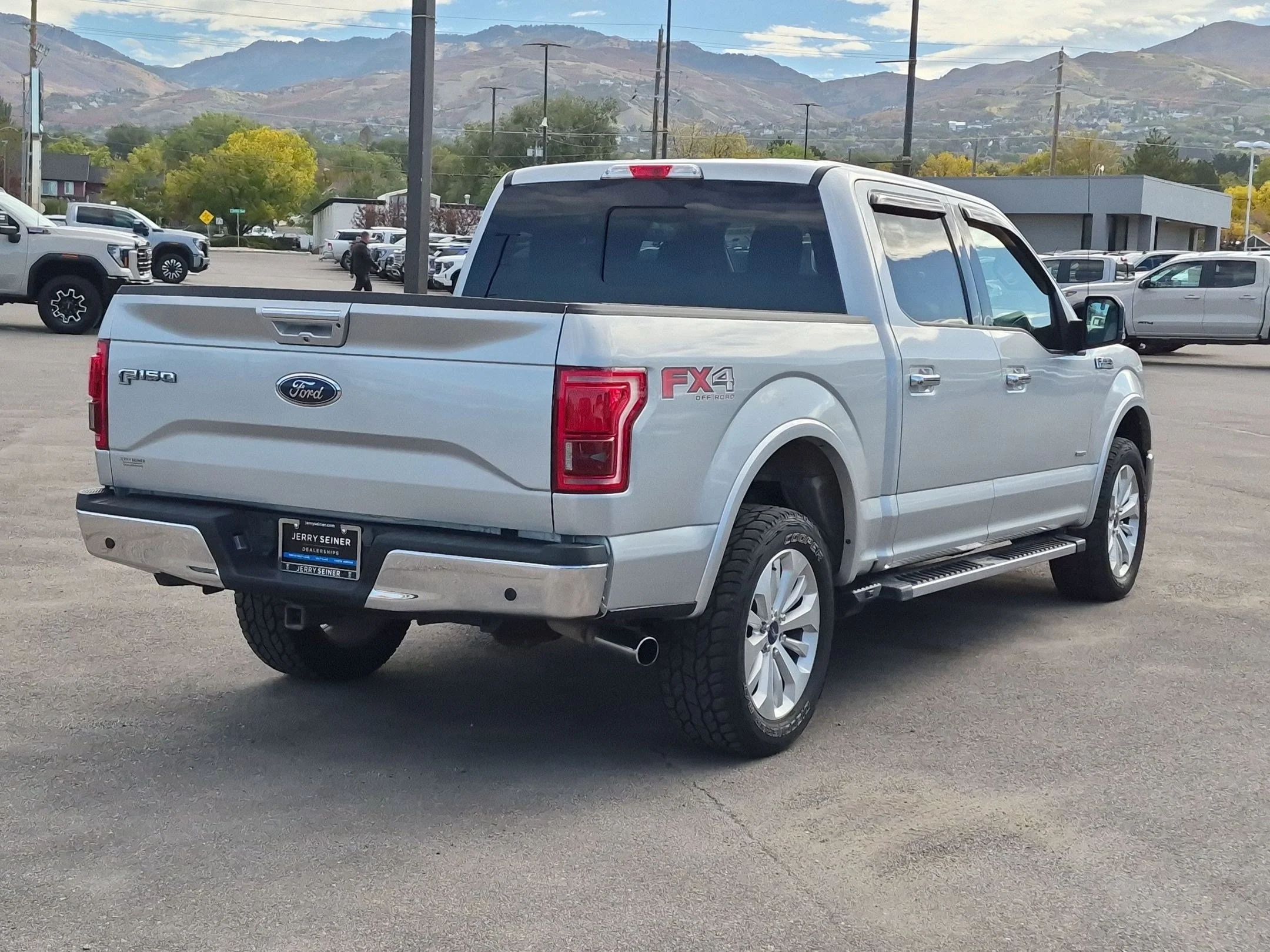 Used 2015 Ingot Silver Ford Lariat image 5