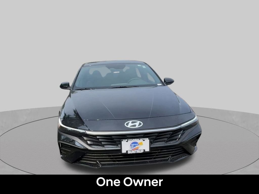 2025 Hyundai Elantra SEL - Photo 6