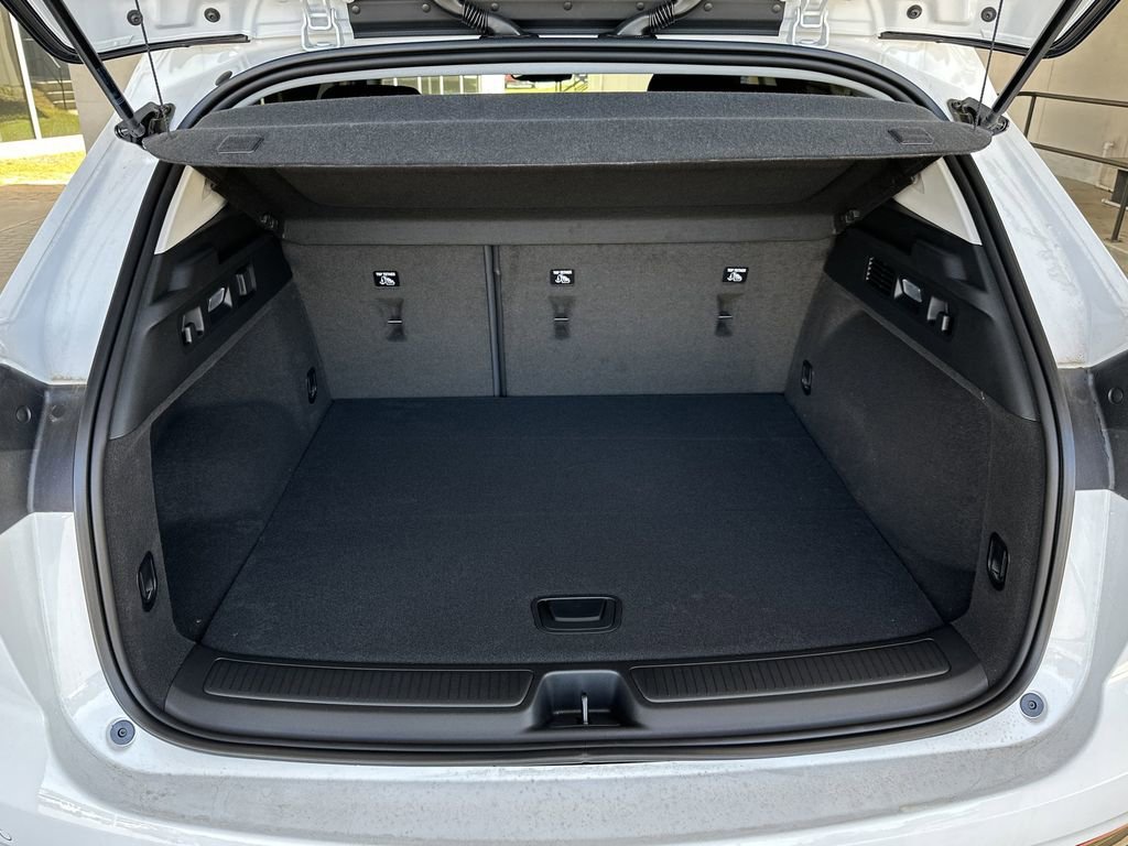 New 2026 Summit White Buick Sport Touring image 31