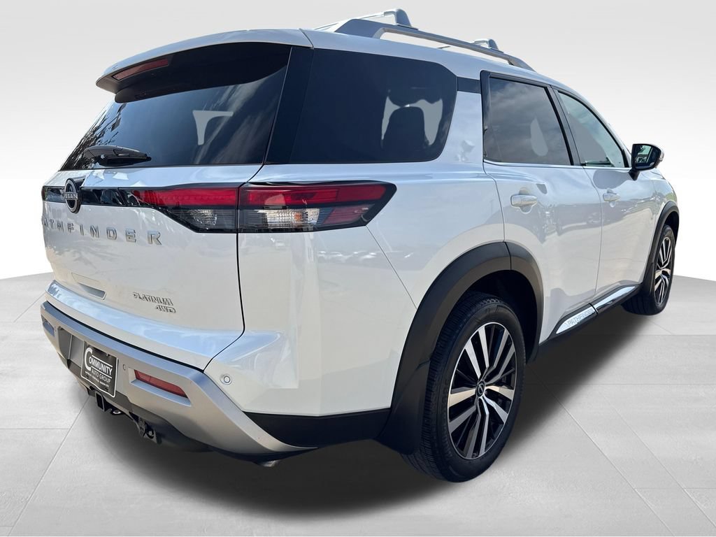 2025 Nissan Pathfinder Platinum - Photo 6