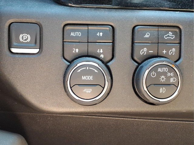 Used 2024 Summit White Chevrolet ZR2 image 9
