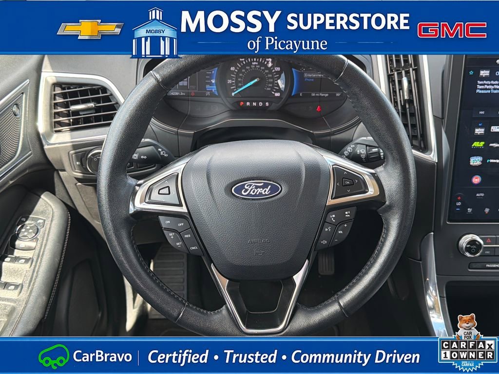 2024 Ford Edge Titanium - Photo 17