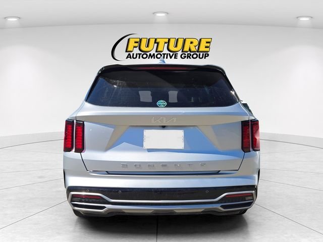 Used 2022 Silver Kia S image 4