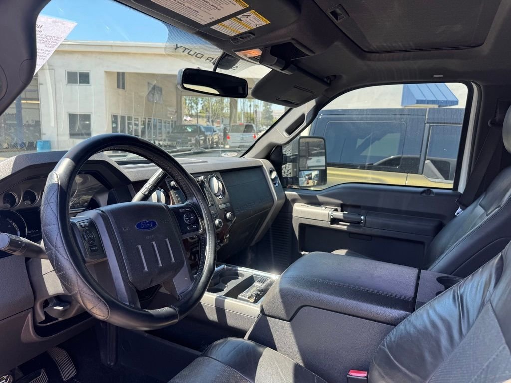 Used 2011 Oxford White Ford Lariat image 4