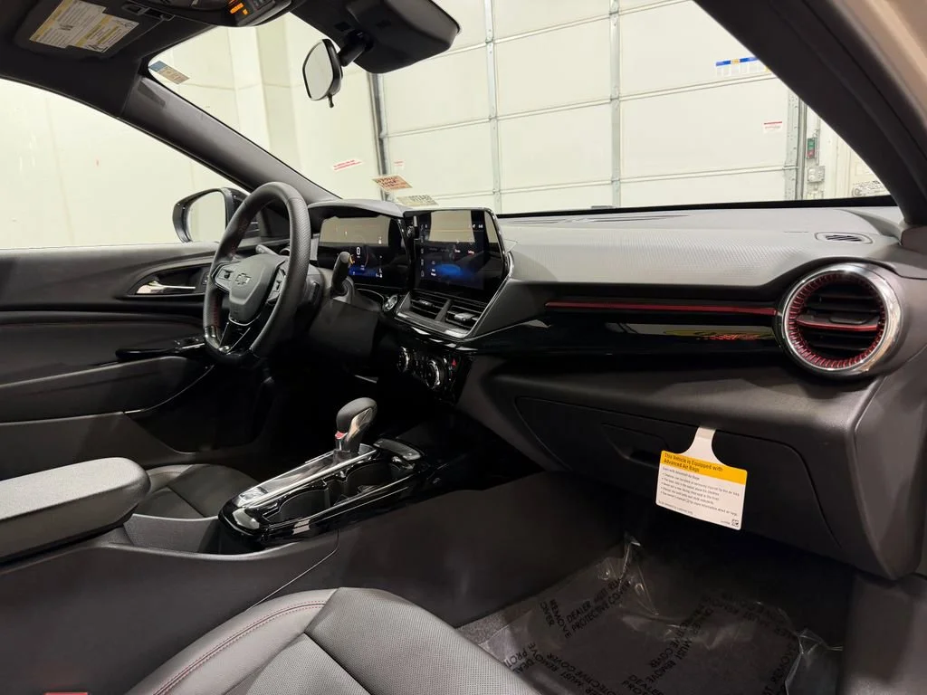 2026 Chevrolet Trax RS - Photo 28