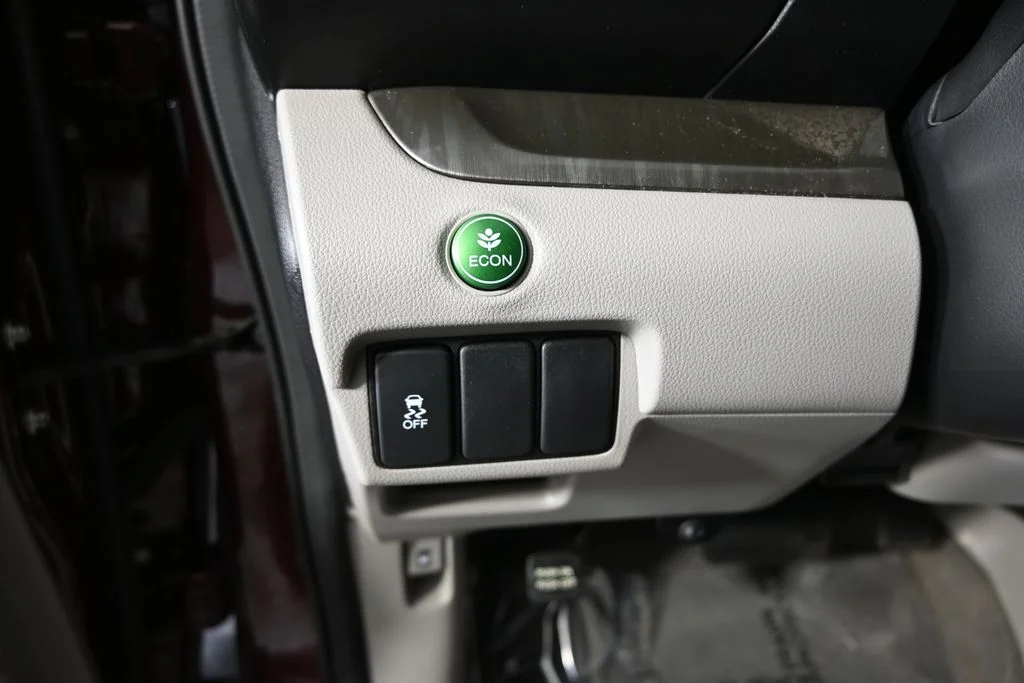 Used 2013  Honda EX-L image 23