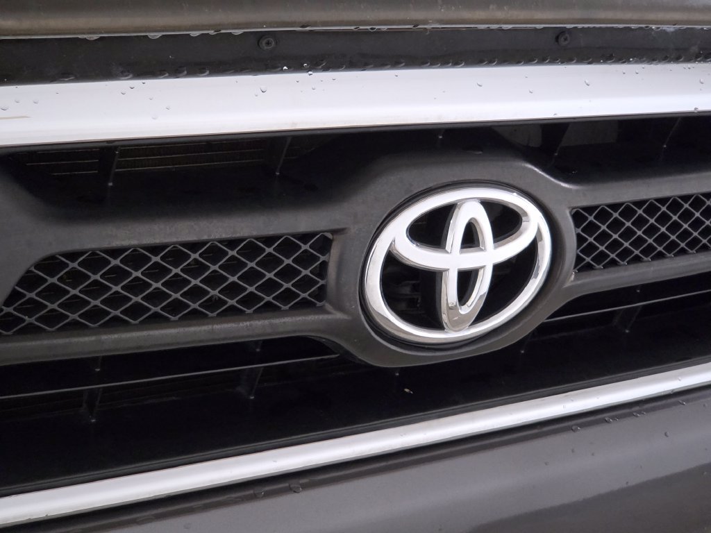 Used 2014 Gray Toyota PreRunner image 13
