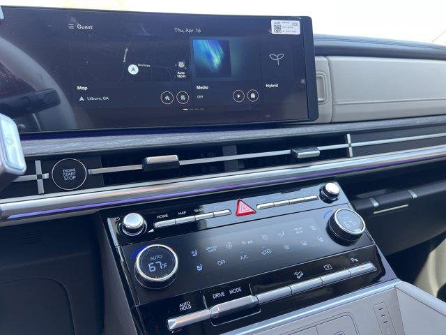New 2026 Serenity White Hyundai Limited 6P image 24