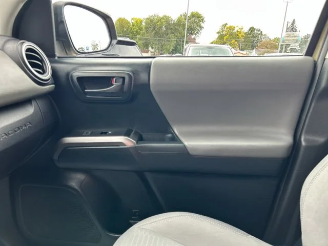Used 2019 Quicksand Toyota SR5 image 37