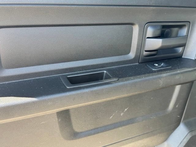 2019 RAM Ram 1500 Classic Express - Photo 19