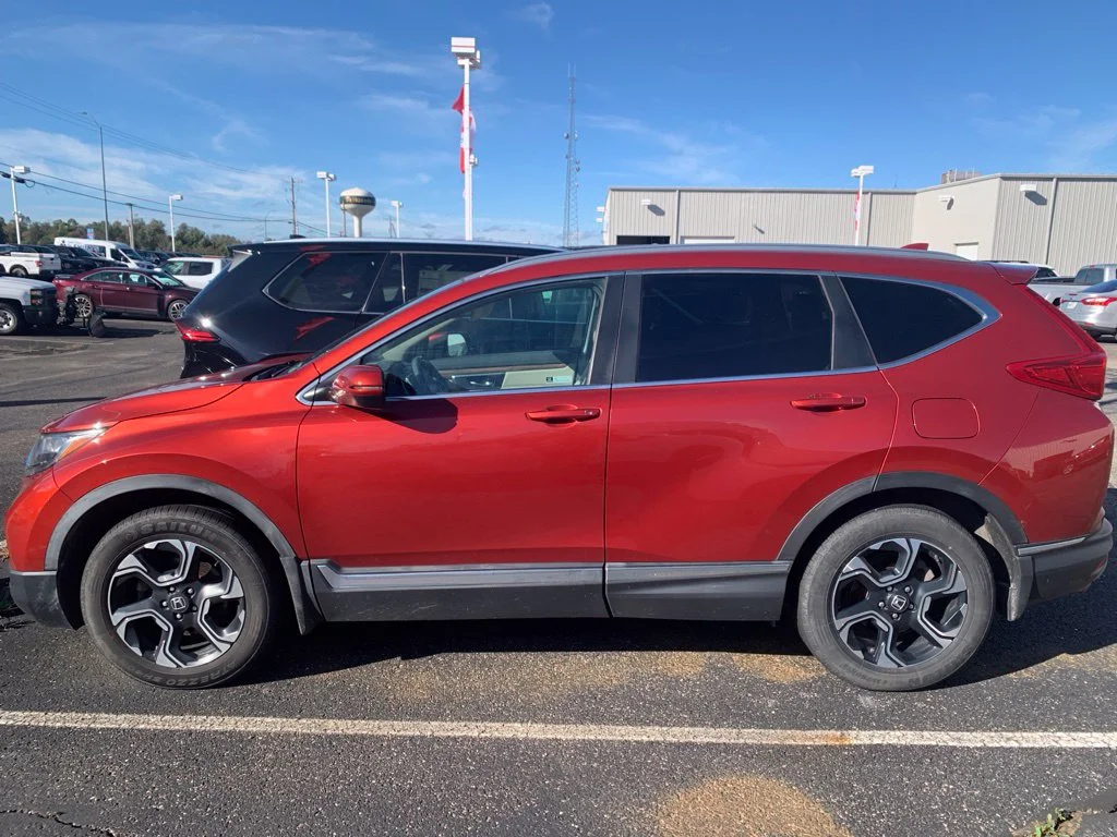 Used 2019  Honda Touring image 2