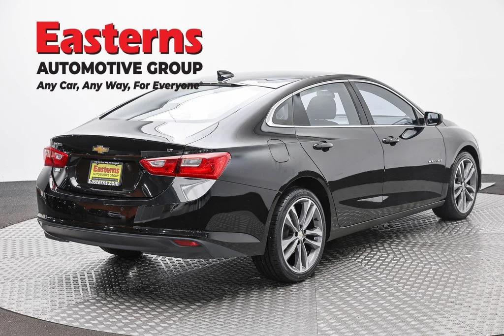 Used 2025 Black Chevrolet LT image 5