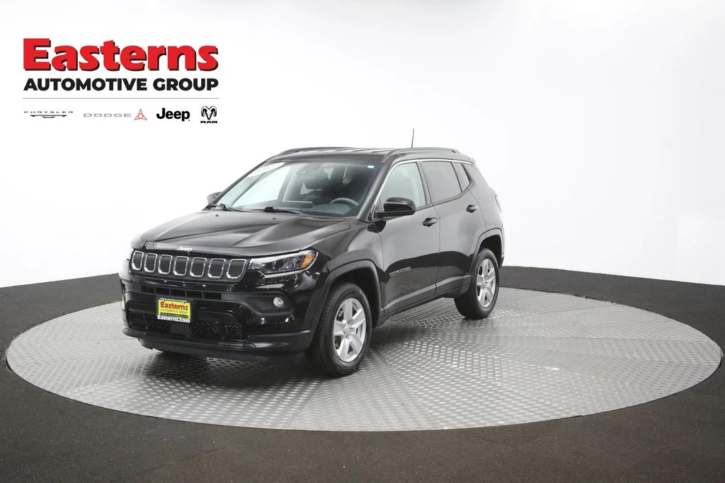 Certified Used 2022 Black Jeep Latitude image 54