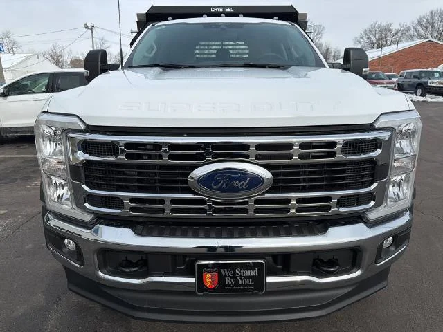 New 2026 Oxford White Ford F-550® XL image 31
