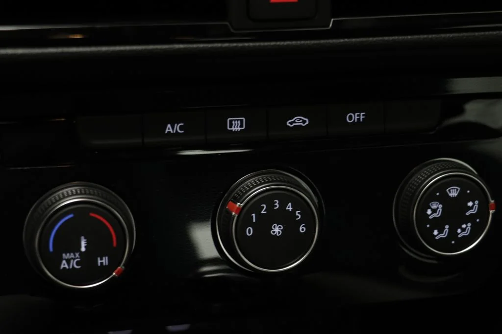 New 2026 Platinum Gray Volkswagen 1.5T S image 11